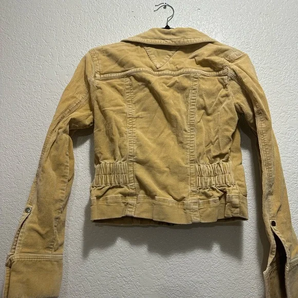 Stylish Women's Mustard Utility Jacket - Picture 6 of 7